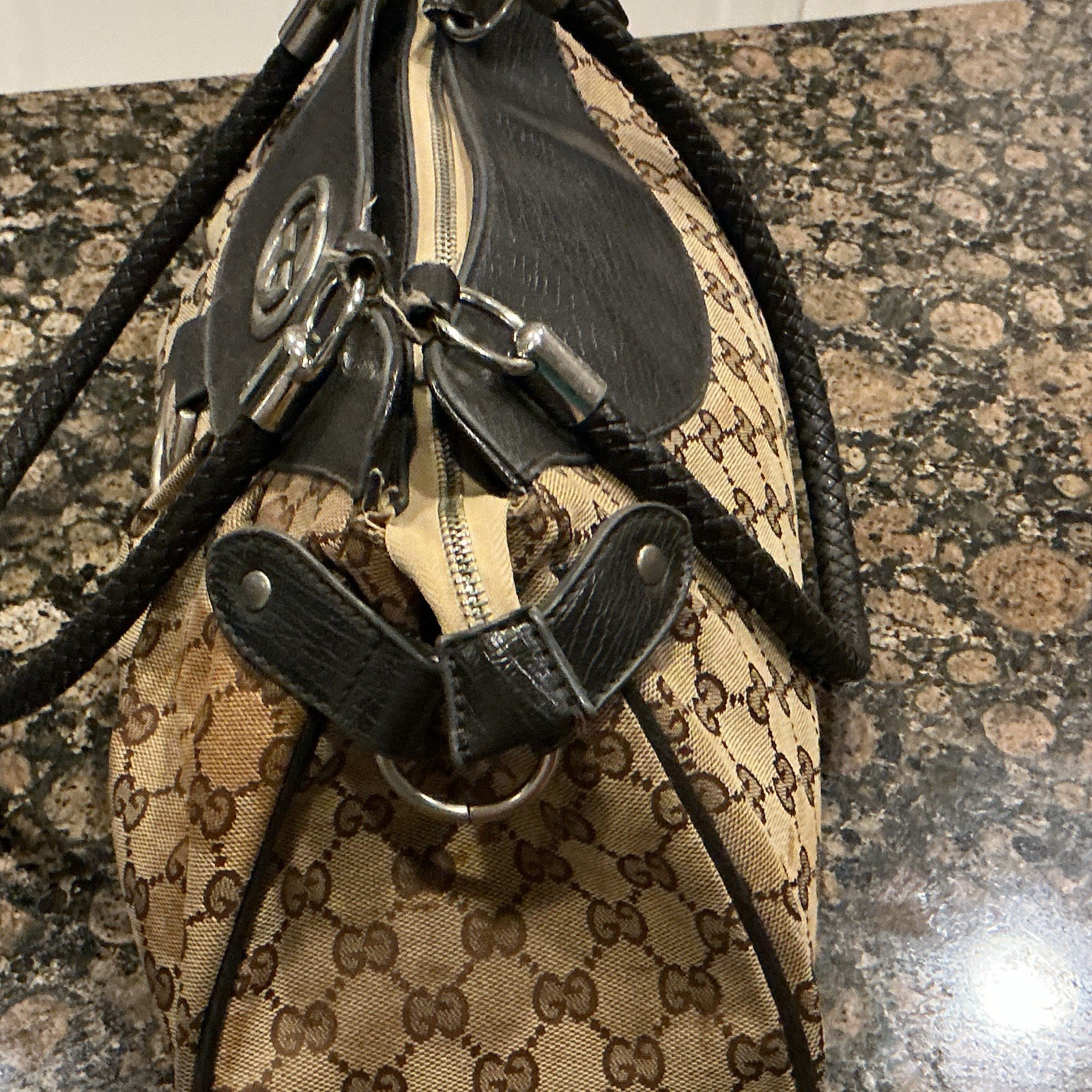 Gucci GG Monogram Beige/Black Shoulder Bag Zip Top Silver Hardware Inner Pockets