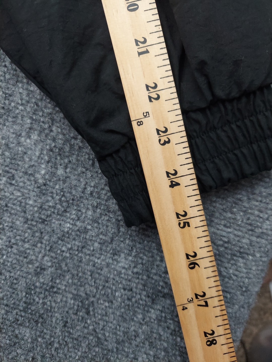 Vtg 80s 90s Helly Hansen Ski Jacket Europa Medium Black Purple Colorblock zip