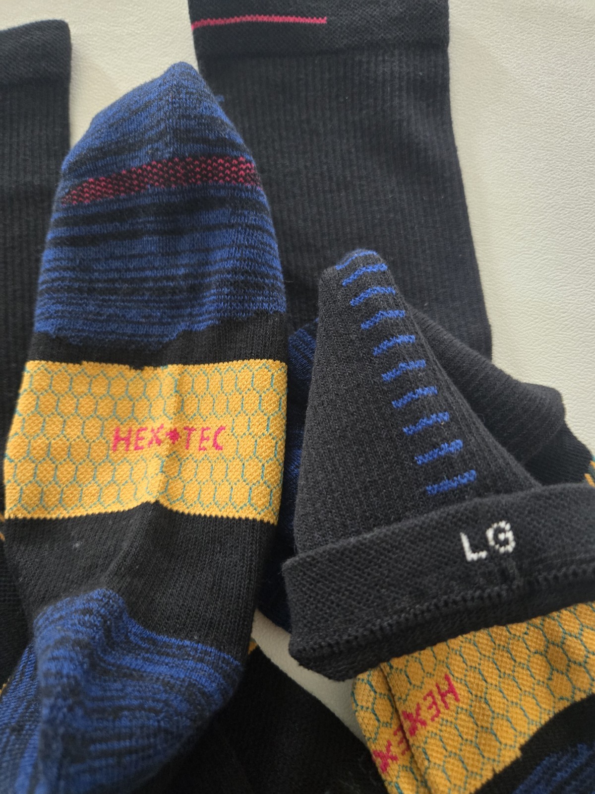 Bombas Crew Socks Hex Tec Running 2 Pairs Mid Calf Size L/G