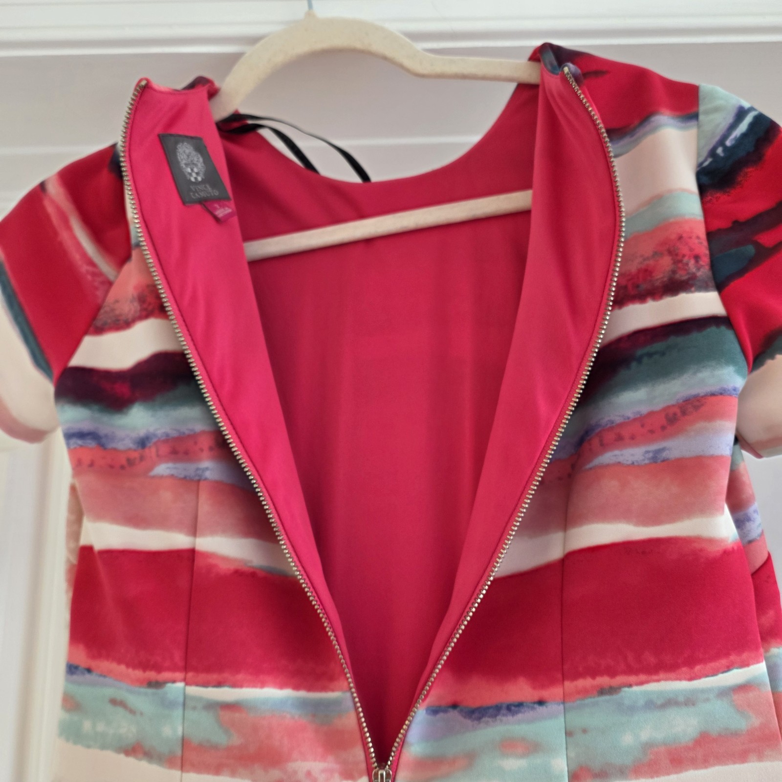 Vince Camuto Striped Sheath Dress Women’s 2 Pink White Blue Short Sleeve Zip