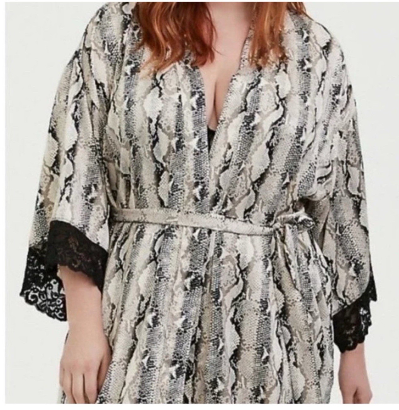 Torrid NWT Snakeskin Robe Womens Plus Sz. 2X Satin Lace Trim Waist Tie Pockets