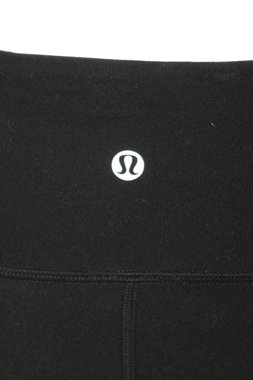 Lululemon Women Biker Shorts Black 81% Nylon 19% Lycra Size 2