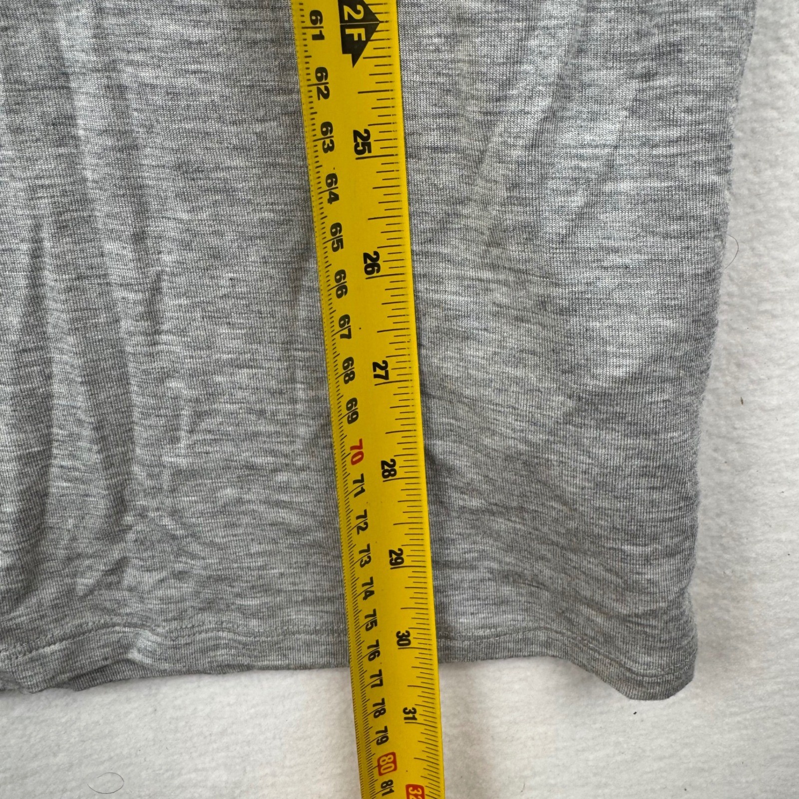 Schumacher Women’s Gray Embellished V-Neck Short Sleeve Tunic Top Size 1