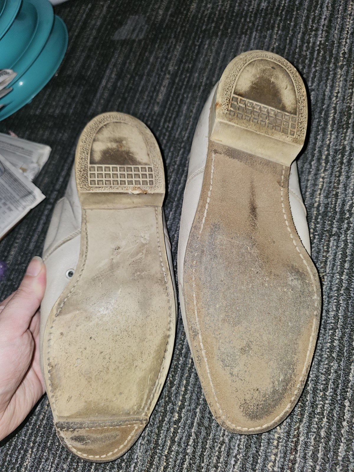 Men’s vintage bowling shoe. true shoe size is unknown