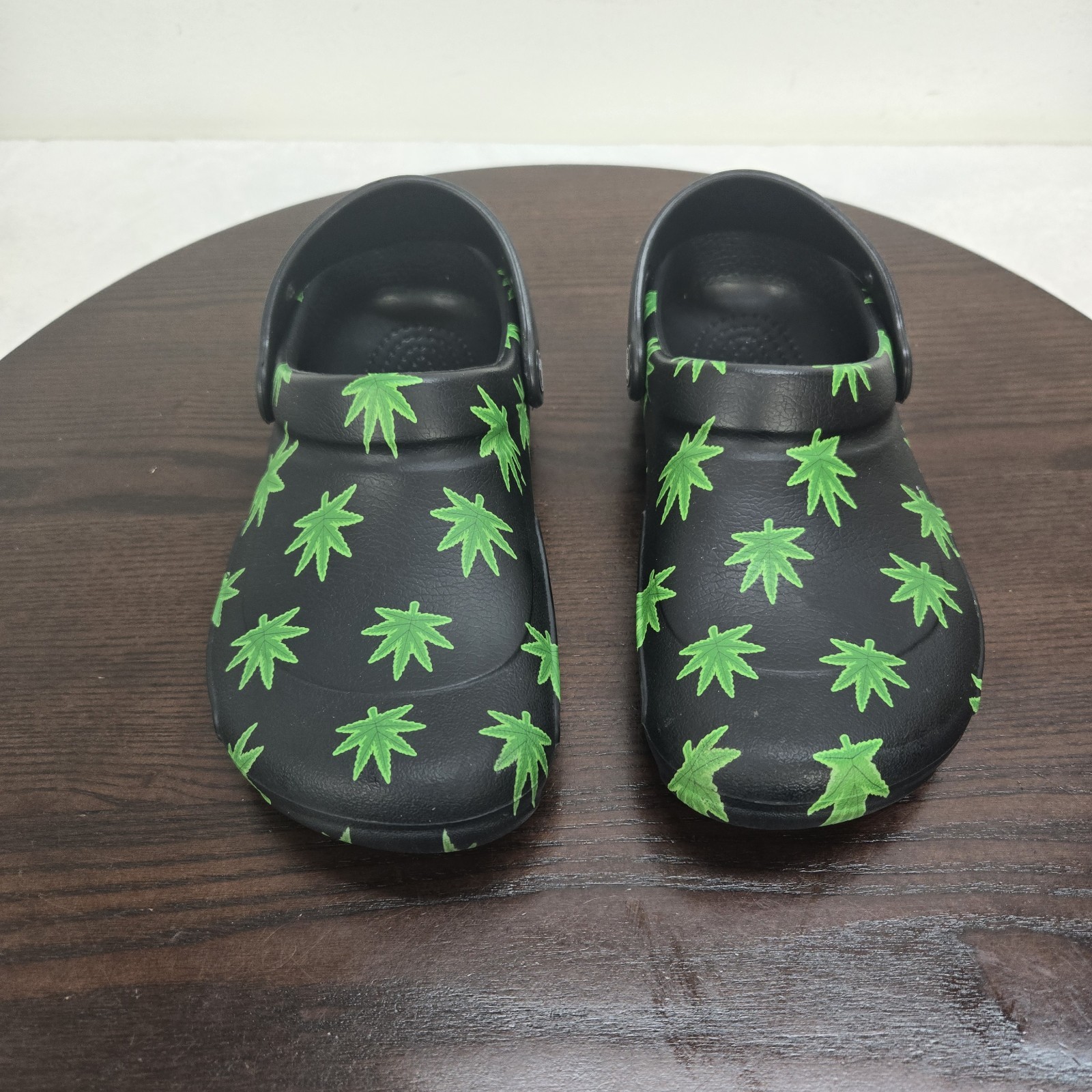 Hemp Leaf Classic Crocs Clogs Black Green Men 4 Women 6 Marijuana Weed Slip On