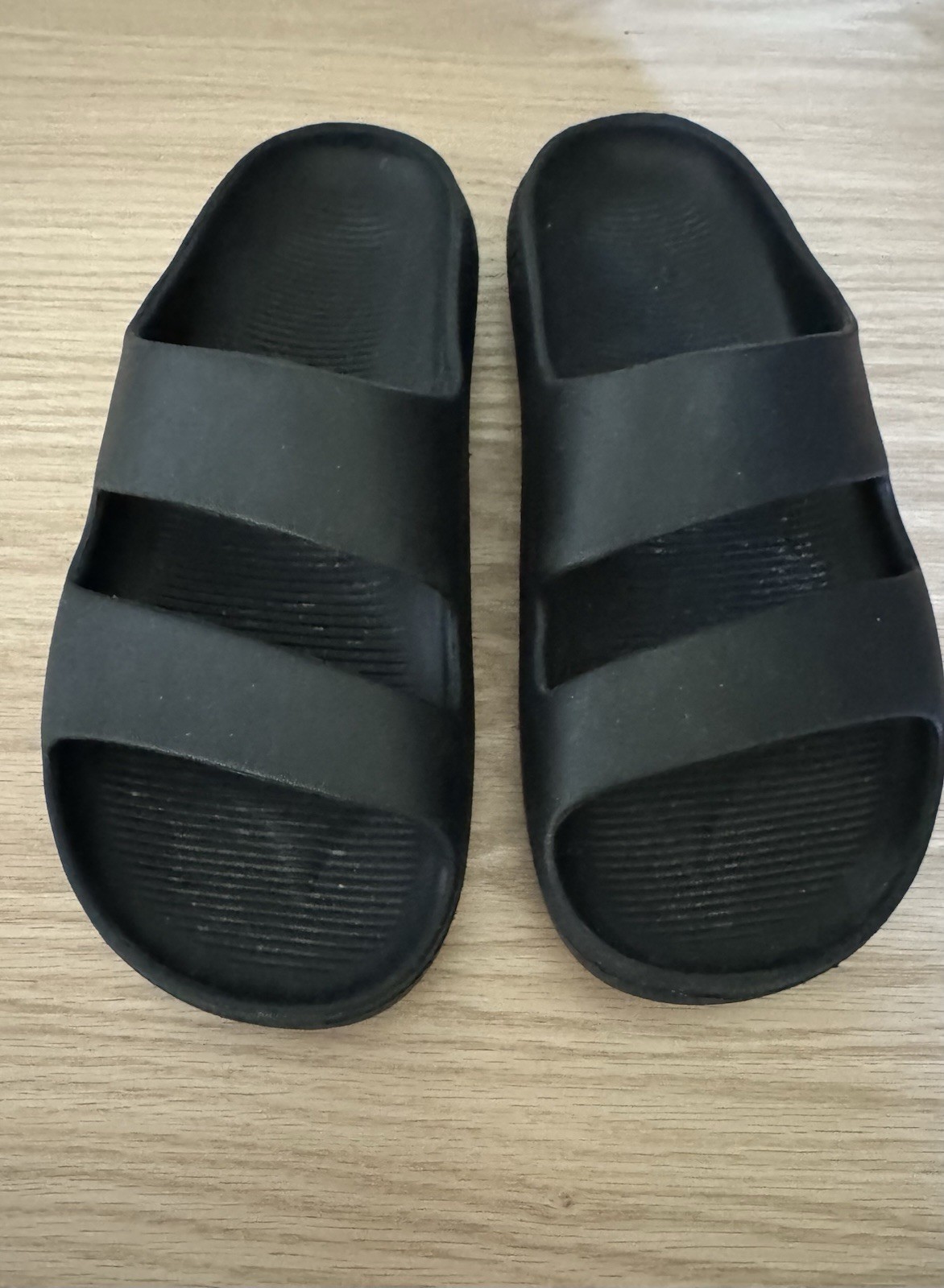 Bombas Women’s Size 8 Slides