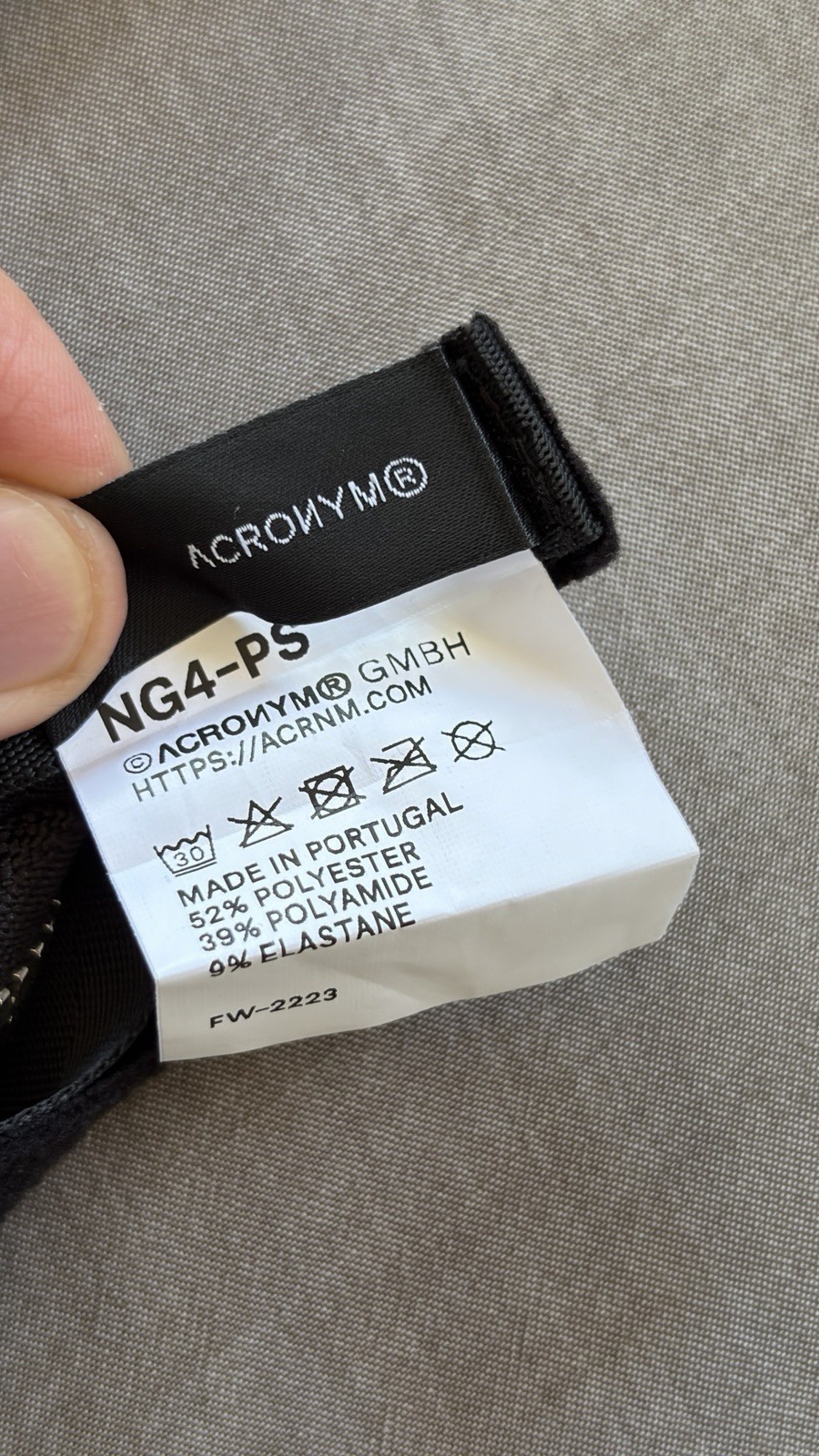 ACRONYM NG4-PS Black One Size Unisex Gaiter Head Shapewear Zip Front
