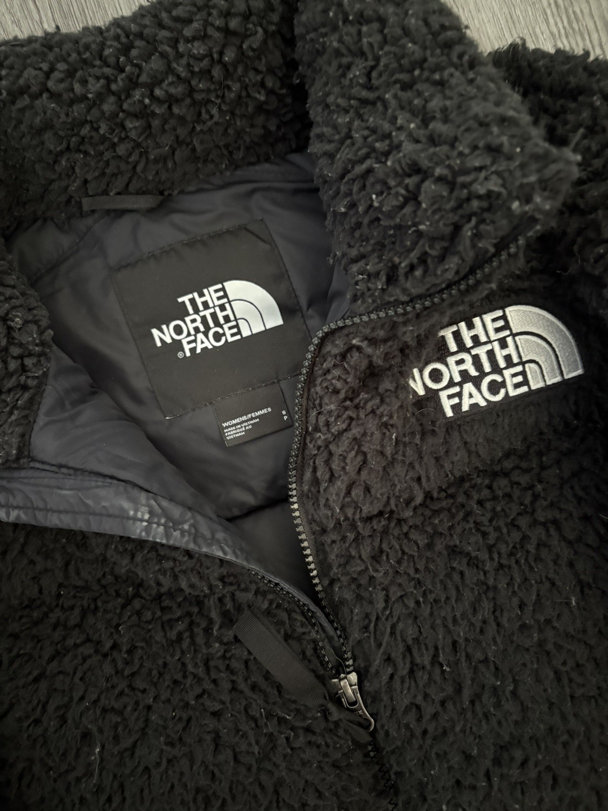The North Face Women’s Cropped High Pile Sherpa Nuptse Down Jacket L