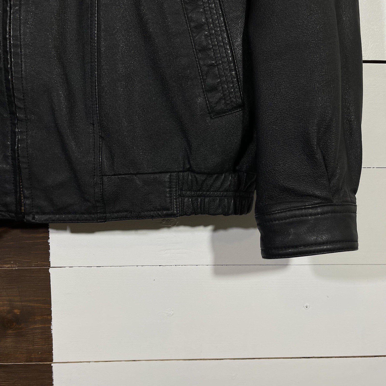 Members Only Vintage Black Leather Zip Front Jacket Collared Men’s Size XL