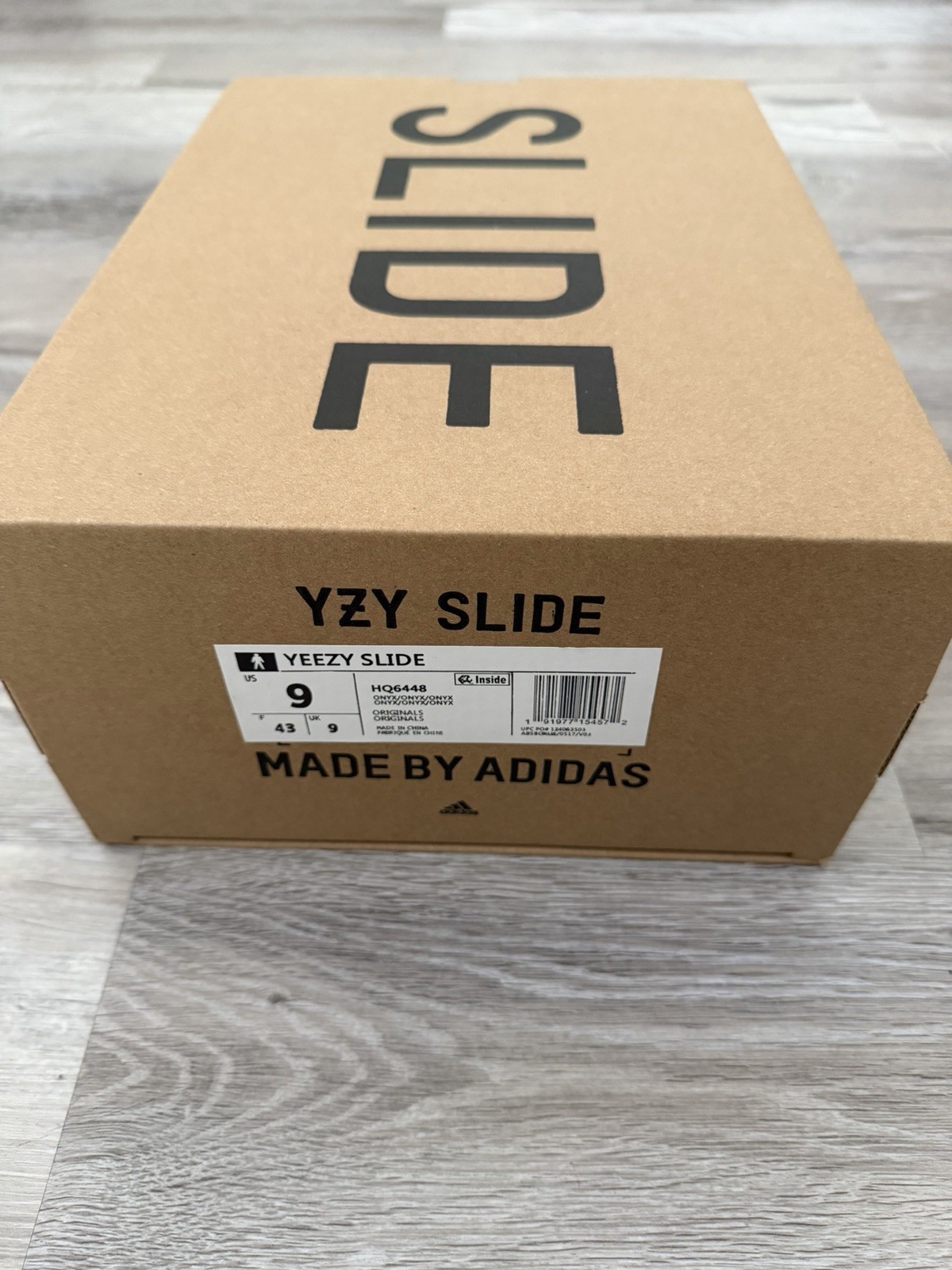Adidas Yeezy Slide Onyx Size 9 NWOB HQ6448