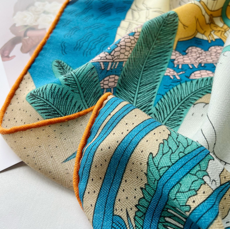 70% Cashmere 30% Silk Wrap Scarf Animal World Print Double Face Print Shawl 53”