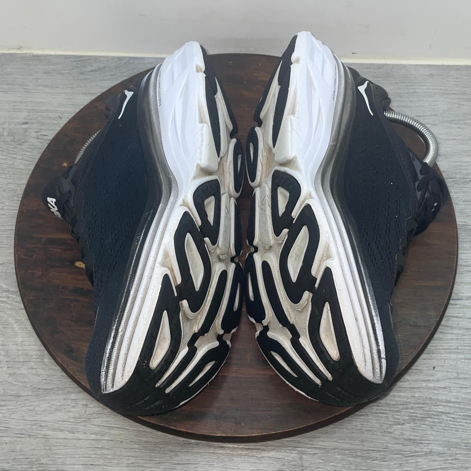 Hoka One One Bondi 8 Womens 8 B Shoes Black White Running Walking 1127952 BWHT
