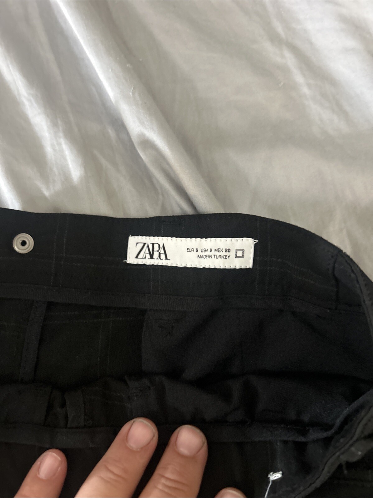 Zara pants women’s size 8 black checkered pattern Stretch