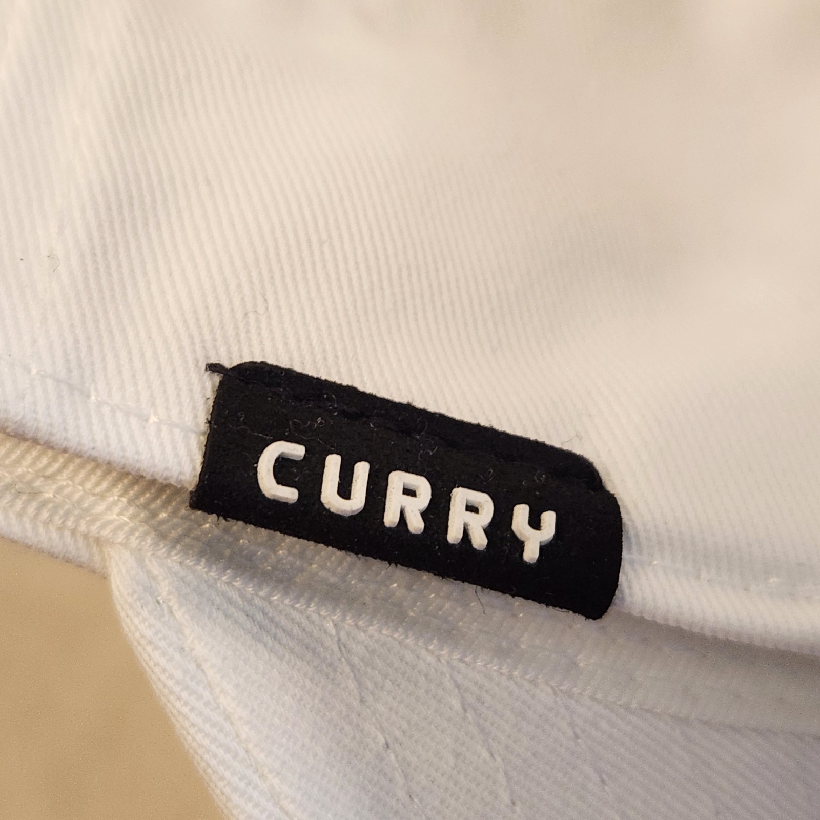 Under Armour UA Steph Curry Adjustable Hat Cap Stephen Curry White Black Logo
