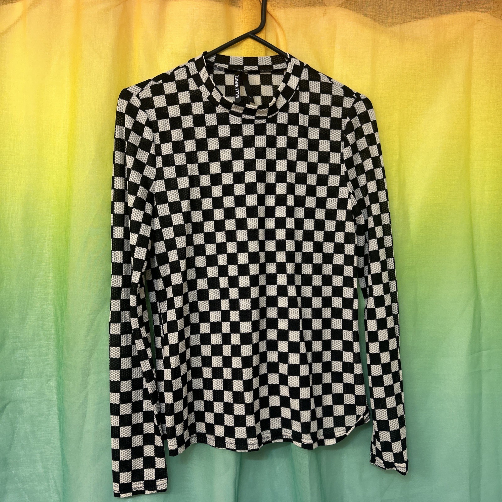 Elli White Black White Checkerboard Mesh Top Long Sleeve Large