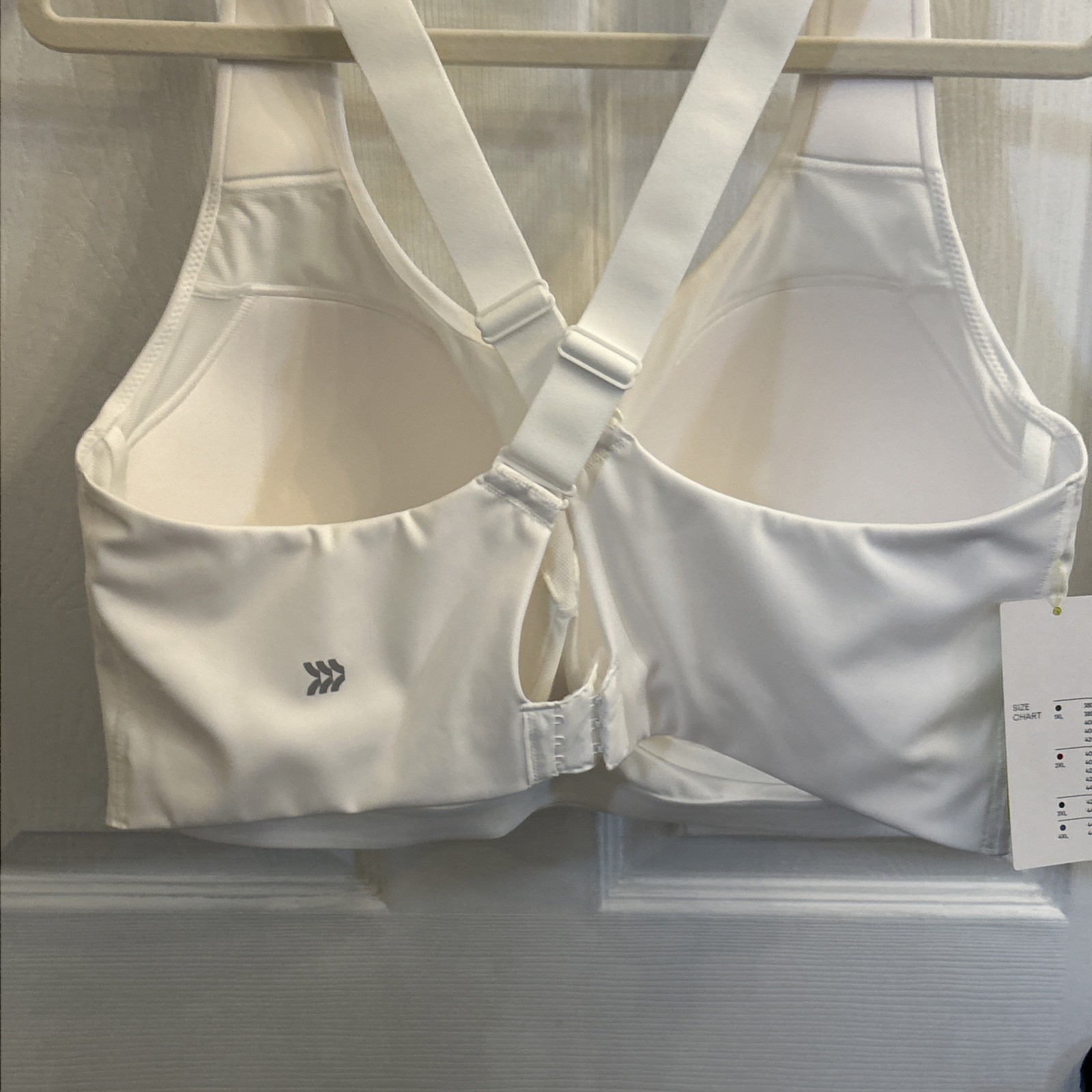NWT All In Motion High Support Adjustable Wireless Convertible Strap Bra 42DDD