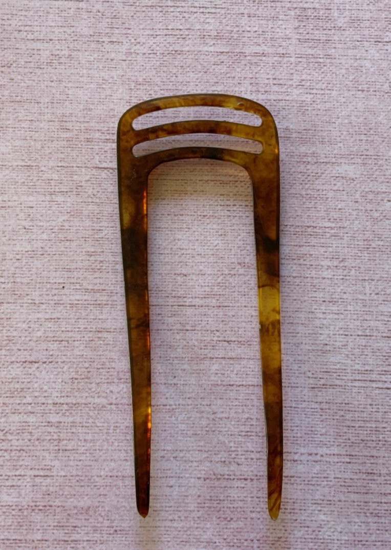 Lot of 4 Antique Victorian Style Faux Tortoise Shell Hair Combs