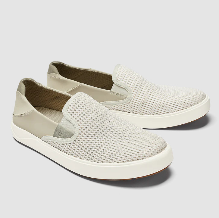 NEW 100% OluKai Laeahi Men’s Slip On Sneakers Bone Breathable Mesh Comfort Shoes