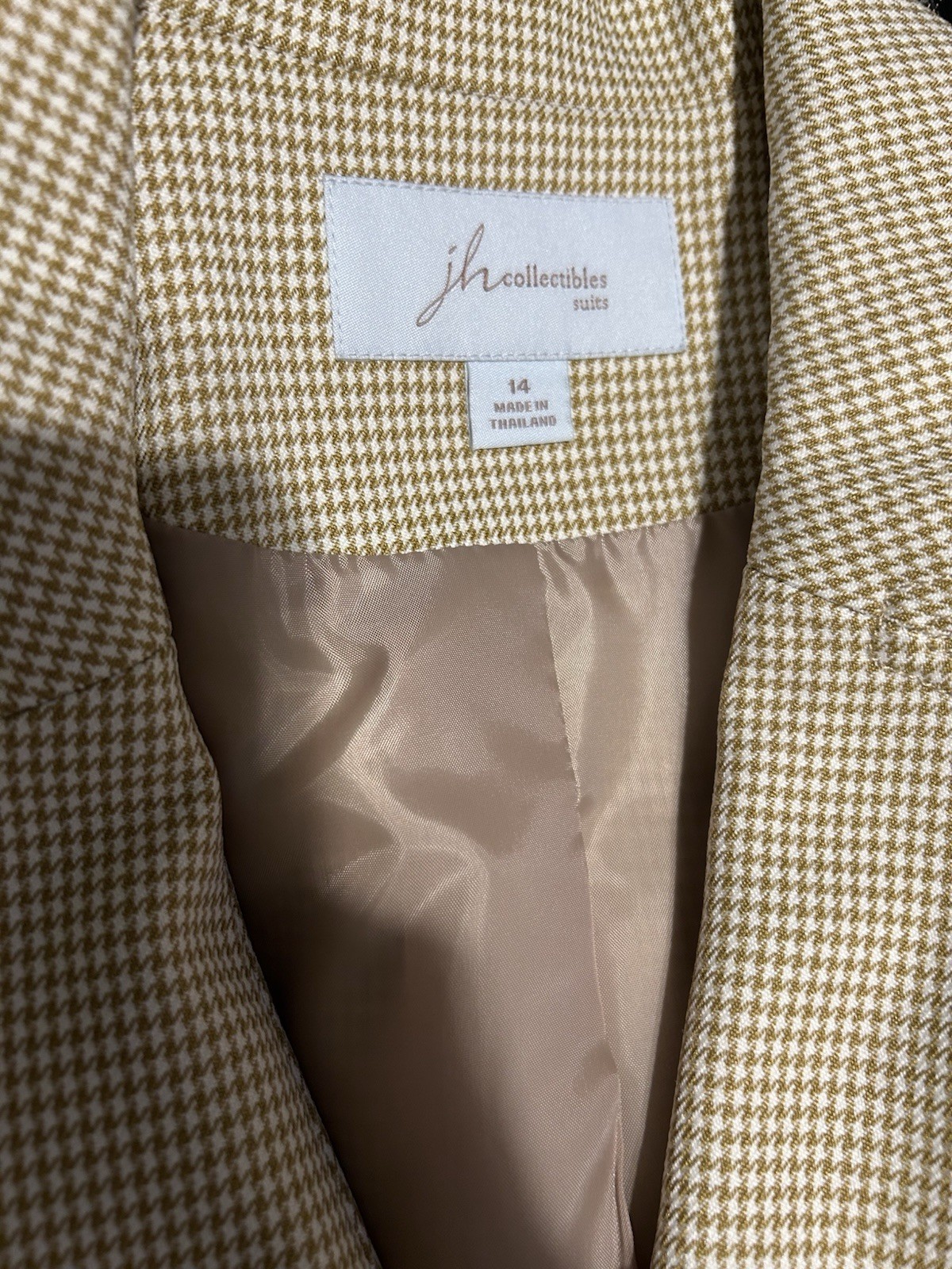 JH Collectables Suite Size 16 – Beige & White Plaid 2 Pc Jacket & Skirt