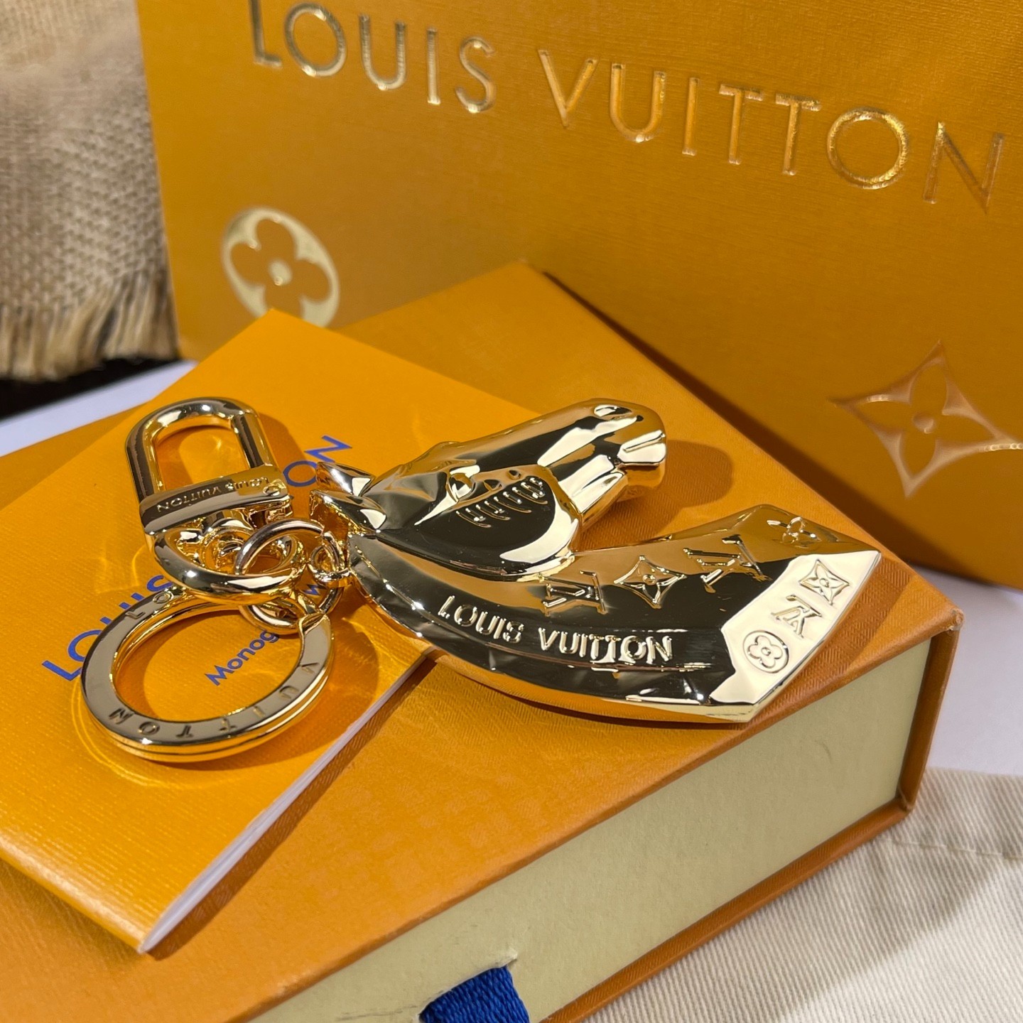 Louis Vuitton Horse Head Bag Charm Key Holder Gold Monogram Engraved Keyring Box