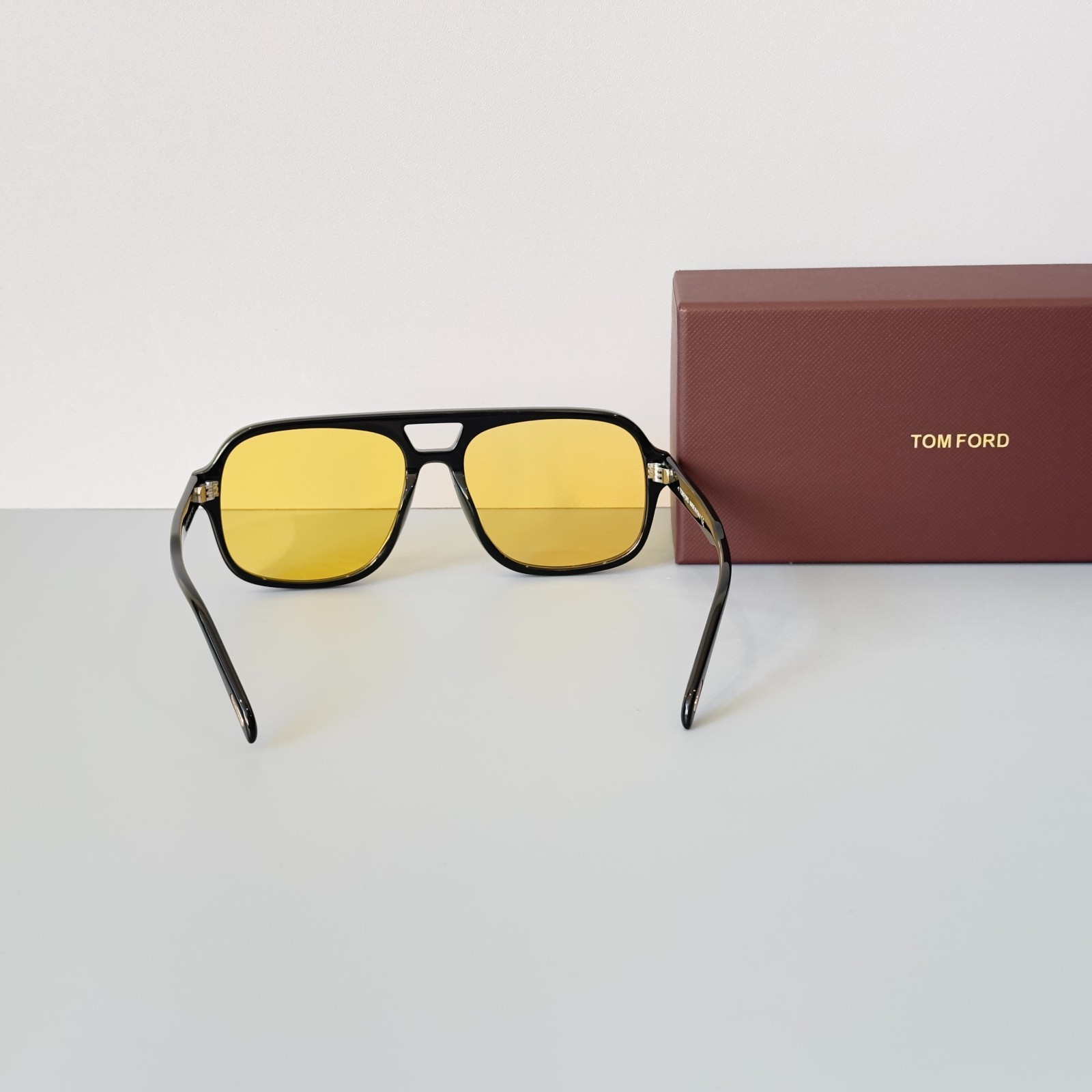 Tom Ford Falconer Sunglasses TF884 Black/Yellow 60-18-140mm With Case
