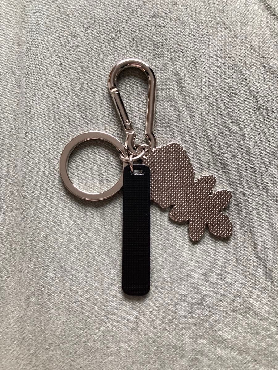 Marimekko Rose Keychain Blue Flower Key Ring Charm NWOT Scandinavian Gift