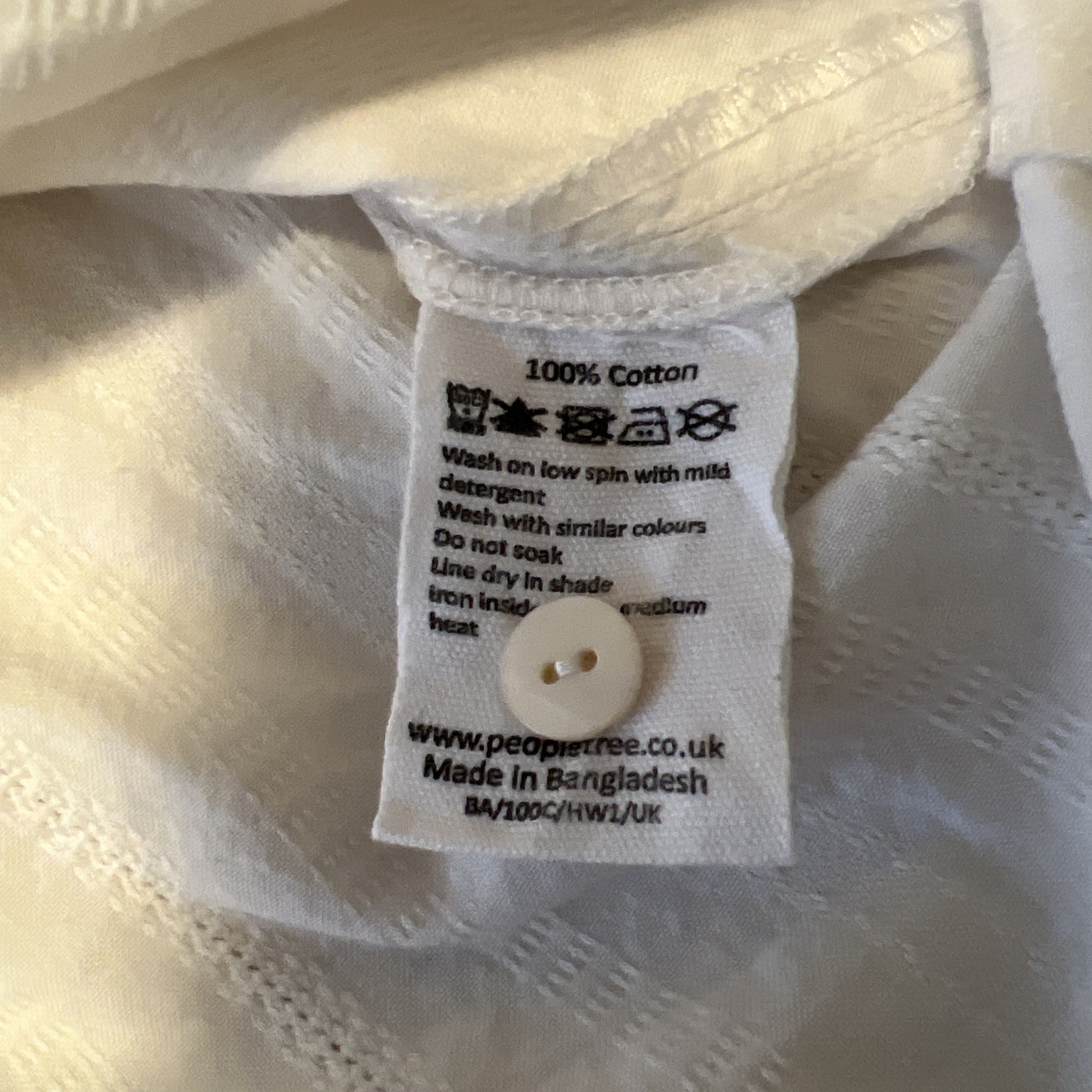 Sz 10 Embroidered 100 Cotton Ivory Button Down Rouch Sleeve Detail