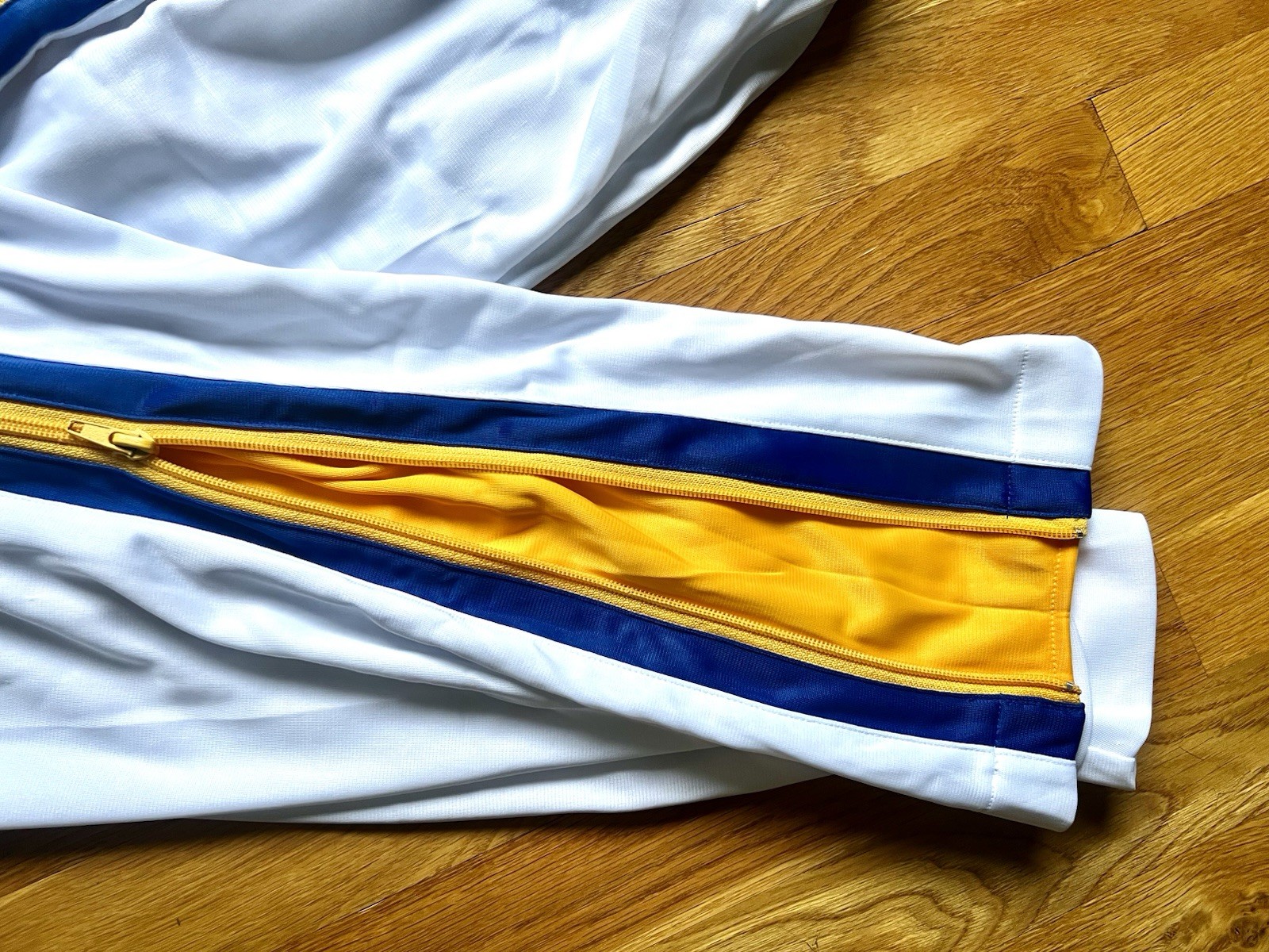 Vintage 80s/90s Solare Sporta Track Pants Mens Med Zip Side Stripe