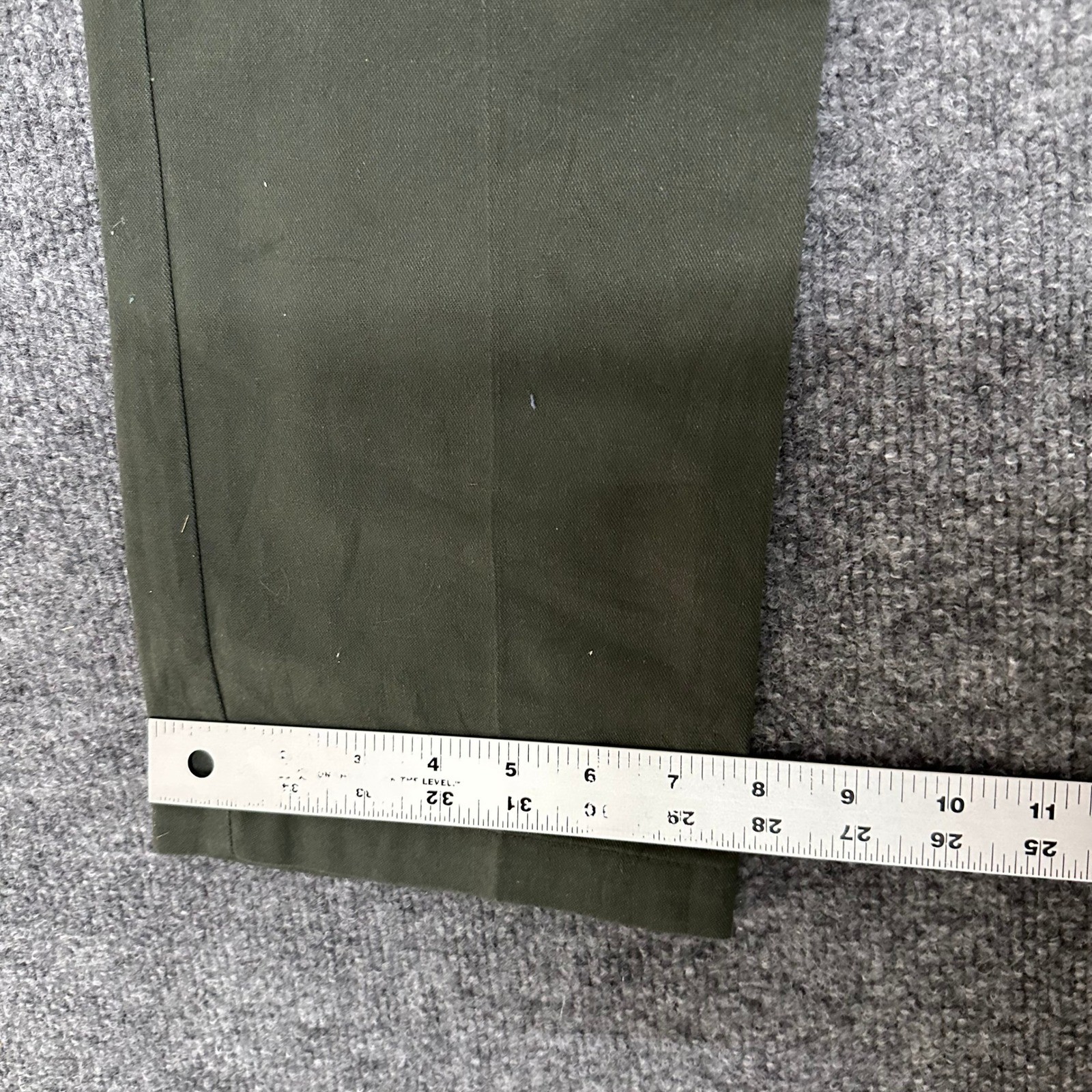 Dickies Pants Mens Size 30×30 Olive Green Skateboarding Slim Straight Chino Work