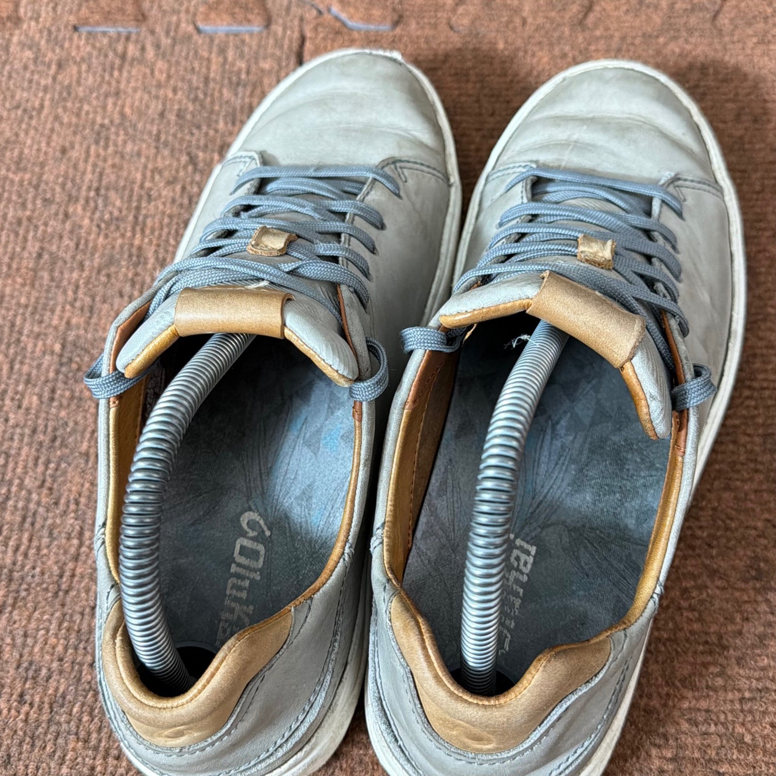 OluKai Lae’ahi Li ‘Ili Mens Leather Sneakers Grey Low Top Shoes Drop-In Heel C+