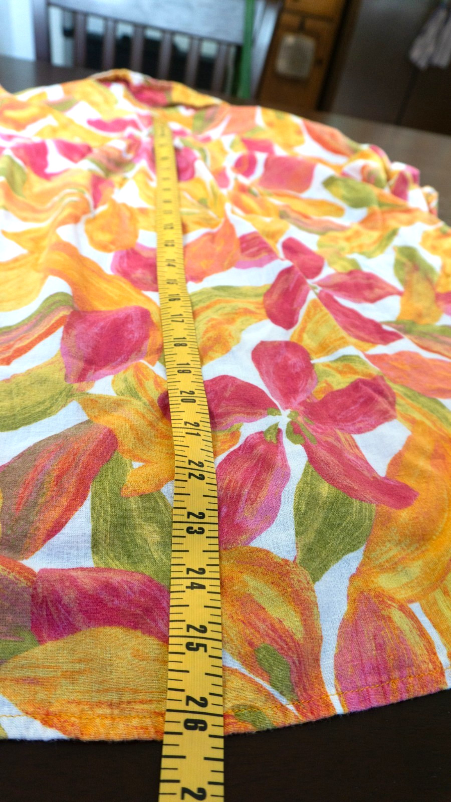 Arty Hawaiian Retro Dopamine Womens Button Up Shirt Medium Beach Vacation Cruise