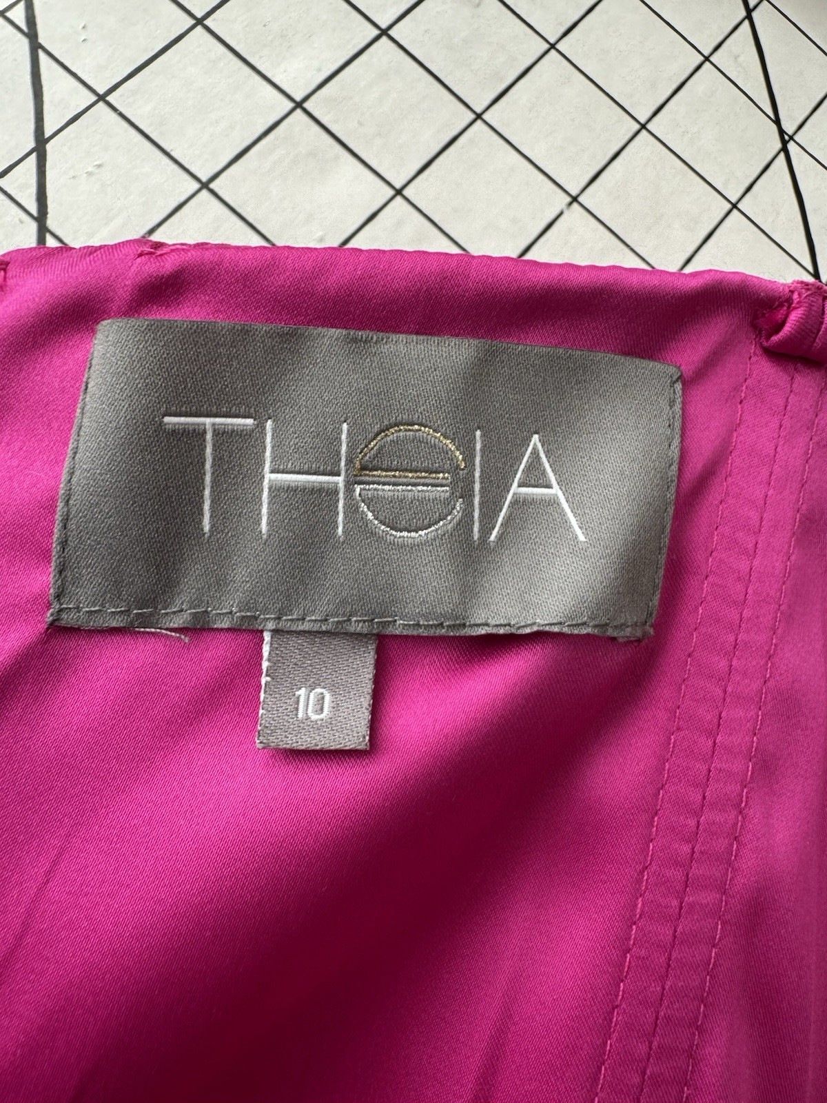 Theia Off Shoulder Column Gown Formal Dress Hot Barbie Pink Fuchsia size 10