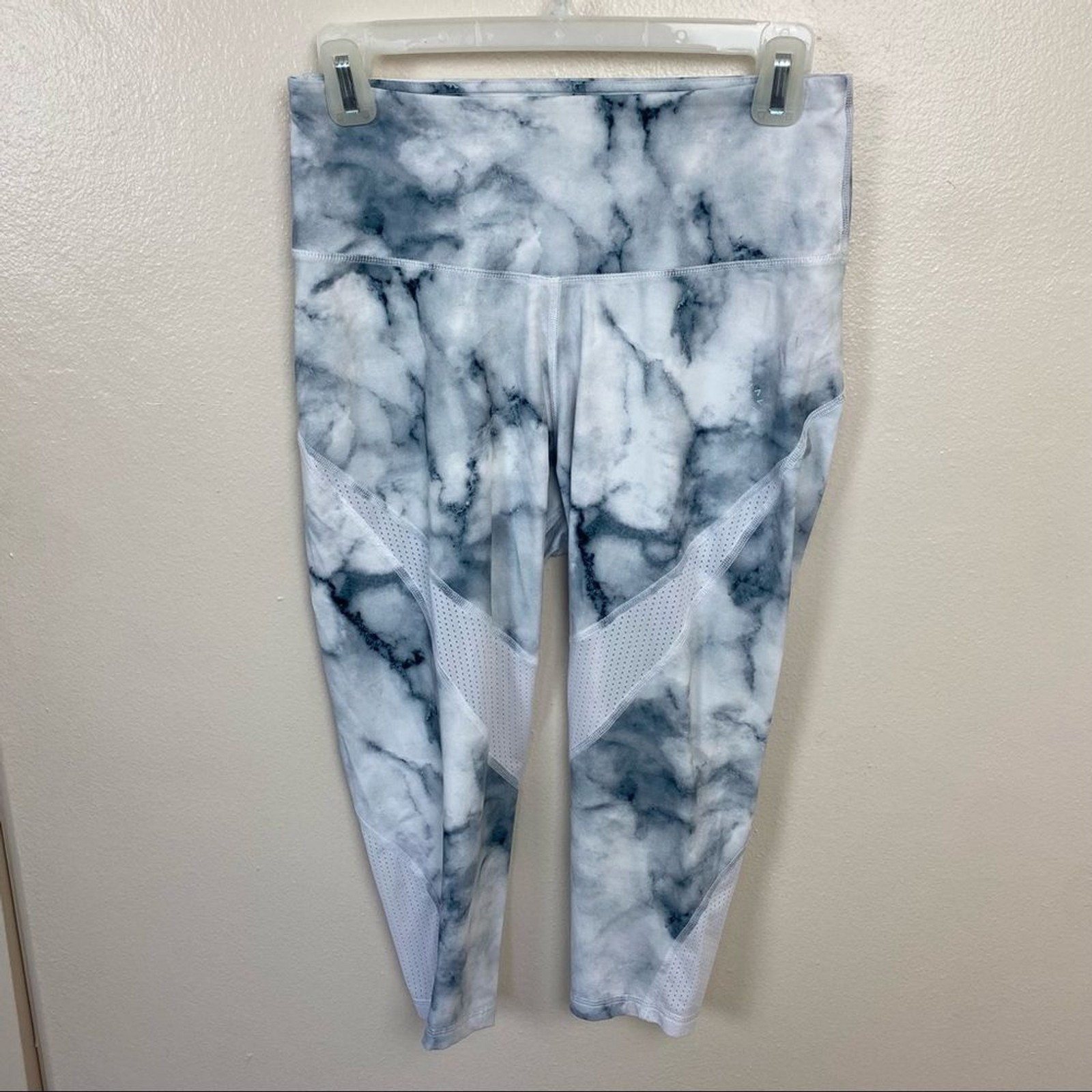 Varley Marble Capri Leggings