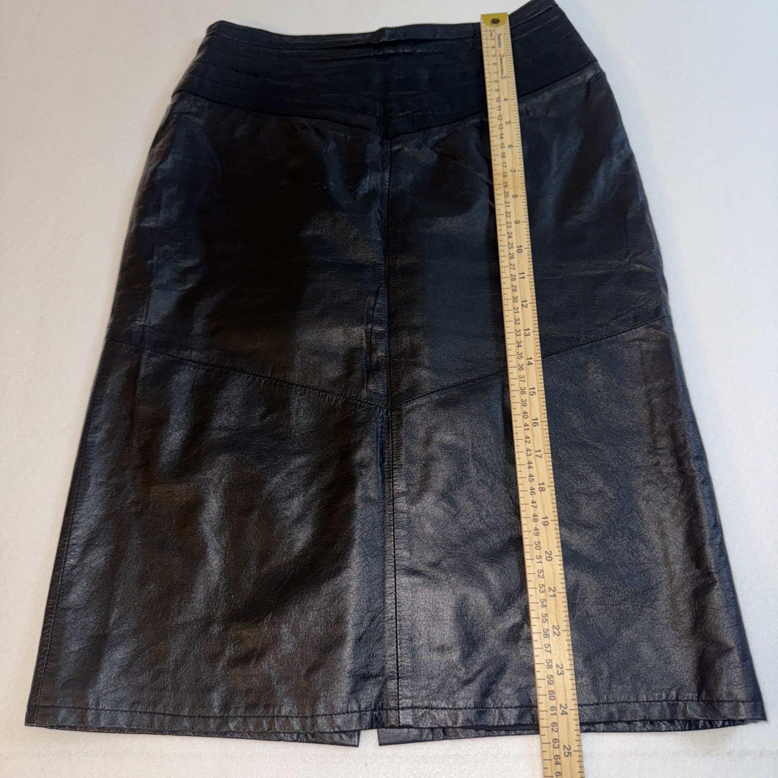 Leather Loft Skirt In Genuine Leather/ Size 5/6 (see description)