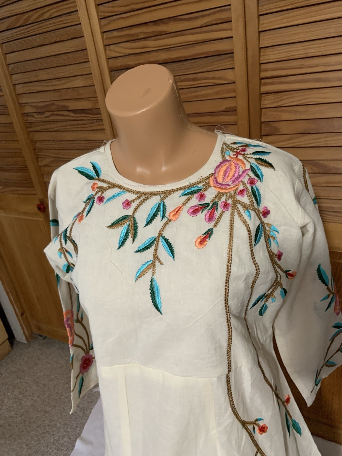 Floral Embroidered Kurti dress one size l/xl cotton handmade fully lined gown