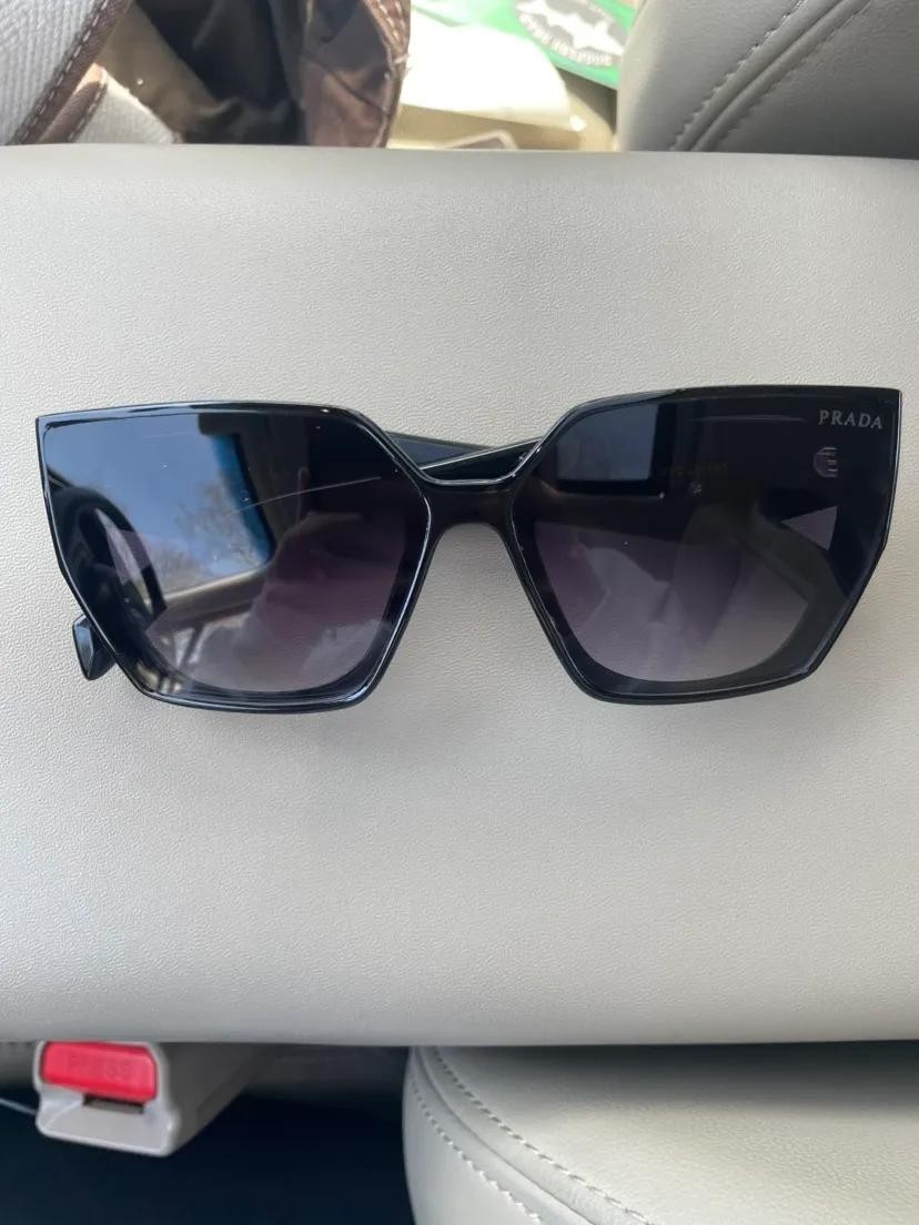 PRADA PR18WS Oversized Geometric Black Gradient Gray Sunglasses Women Designer