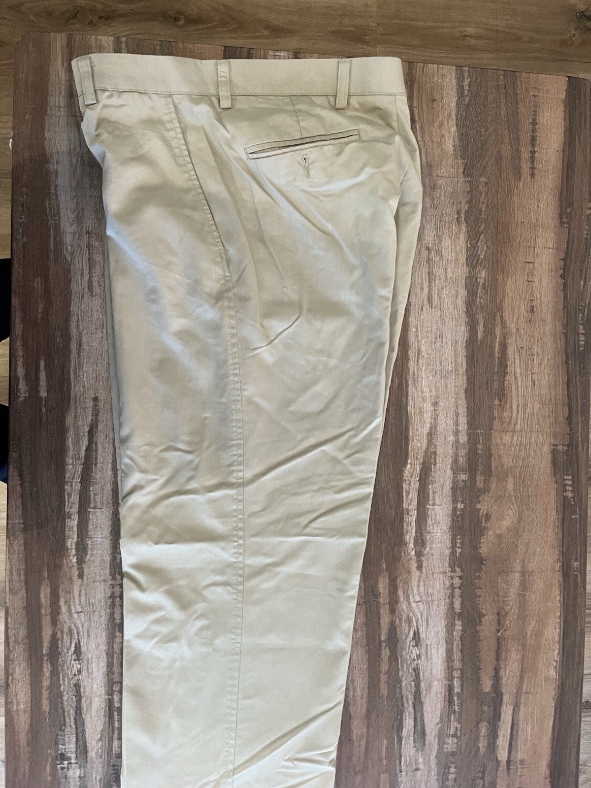 Dockers Individual Fit Stain Defender Beige Khakis Relaxed Straight W33 L32