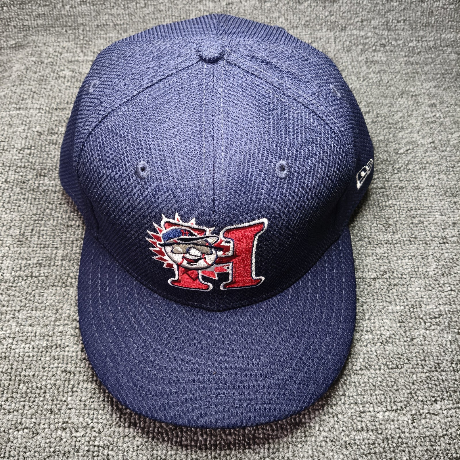 New Era Hudson Valley Renegades 59FIFTY Fitted Navy 7 1 4 Hat