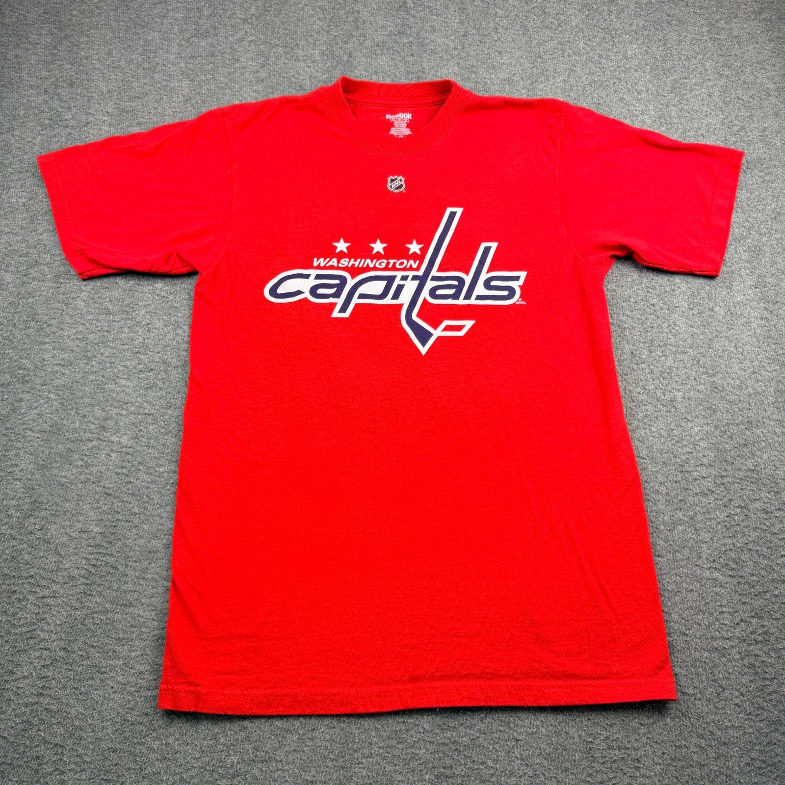 Reebok Washington Capitals Mike Green 52 NHL T-Shirt Men’s Medium Red Hockey Tee