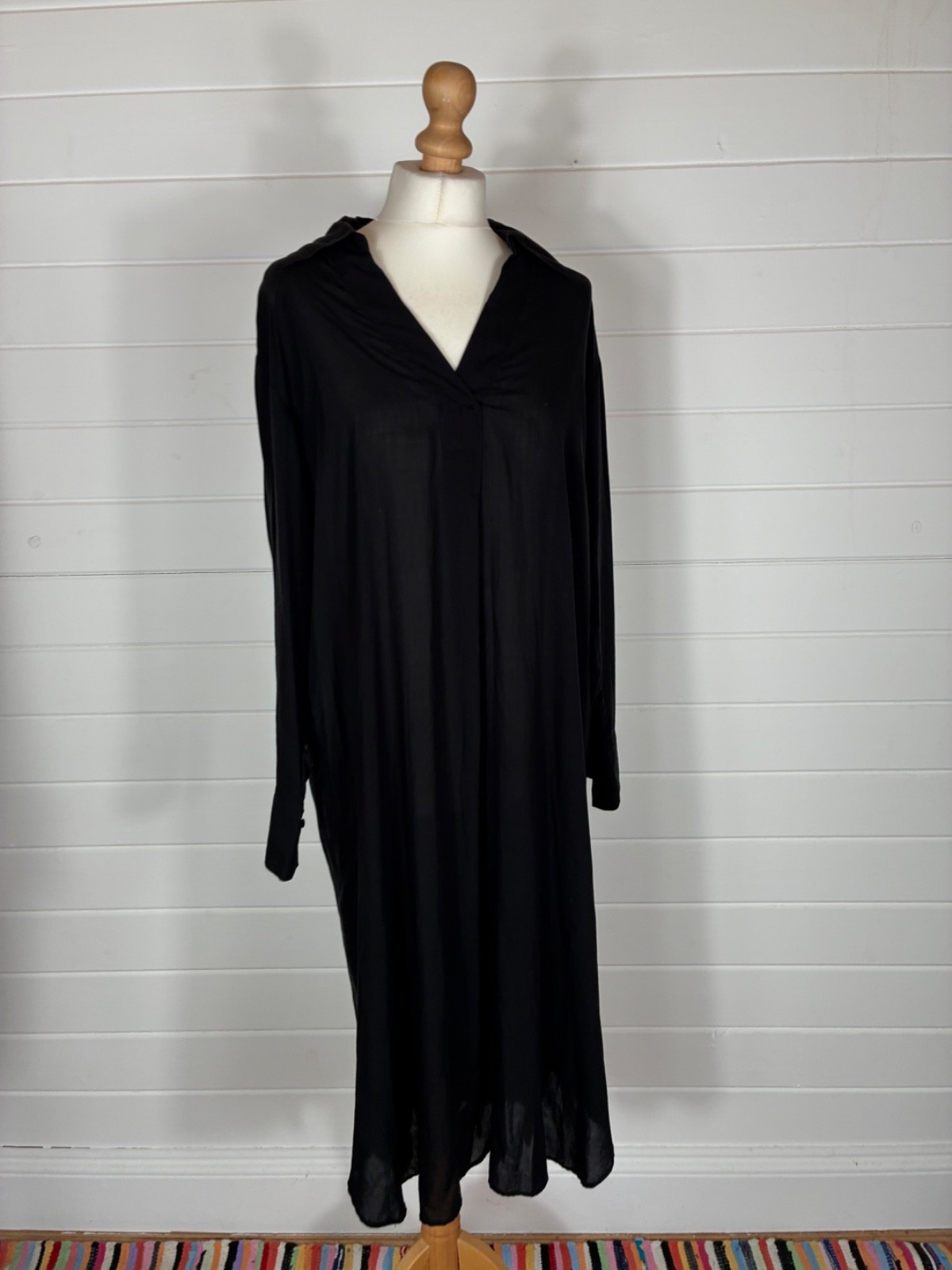 H&M LONG BLACK TUNIC STYLE LONG SLEEVE DRESS S GENEROUS FIT 10 12 14 MINIMALIST