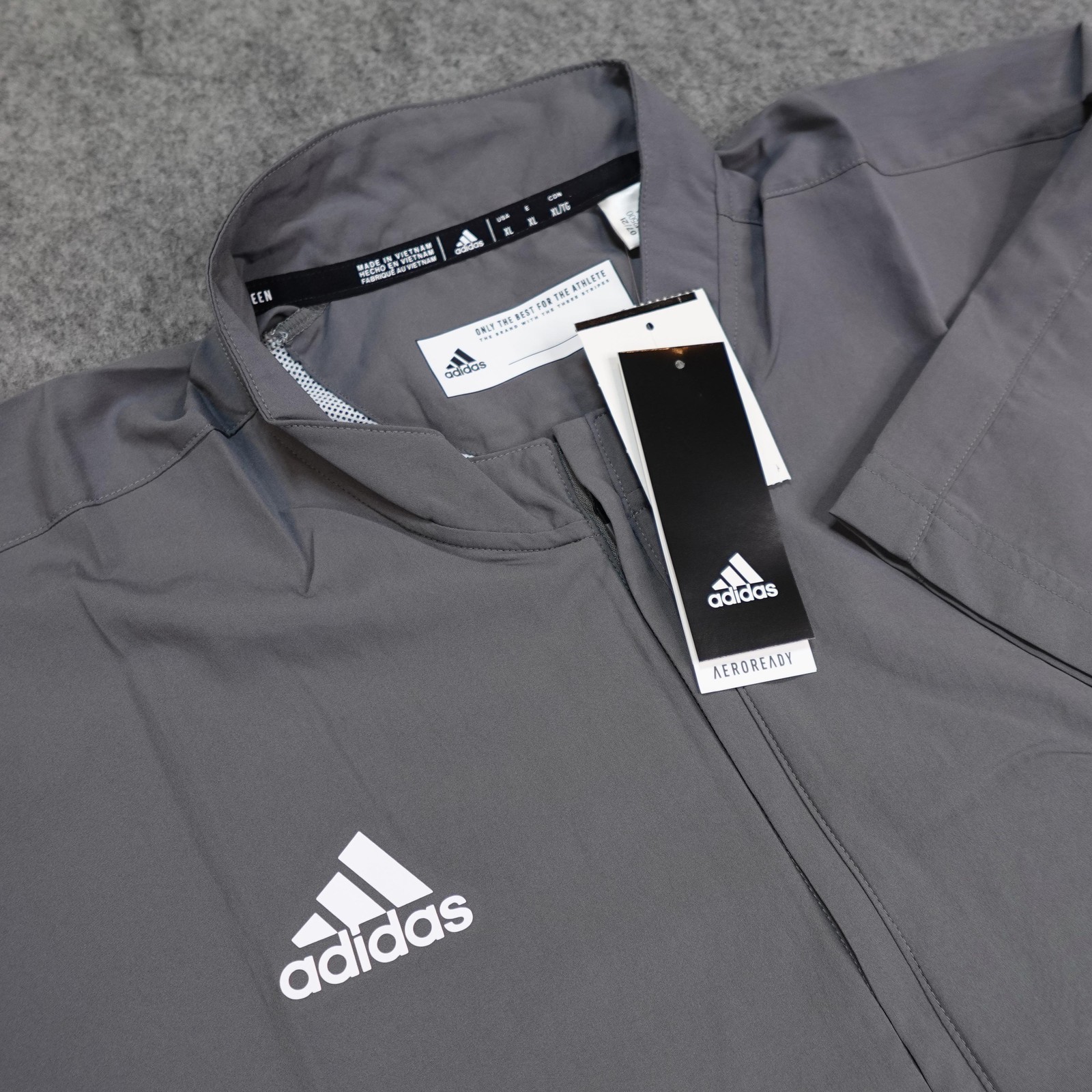 Adidas Jacket Mens XL Grey 1/4 Zip Woven Pullover Wind Shirt Batting AEROREADY