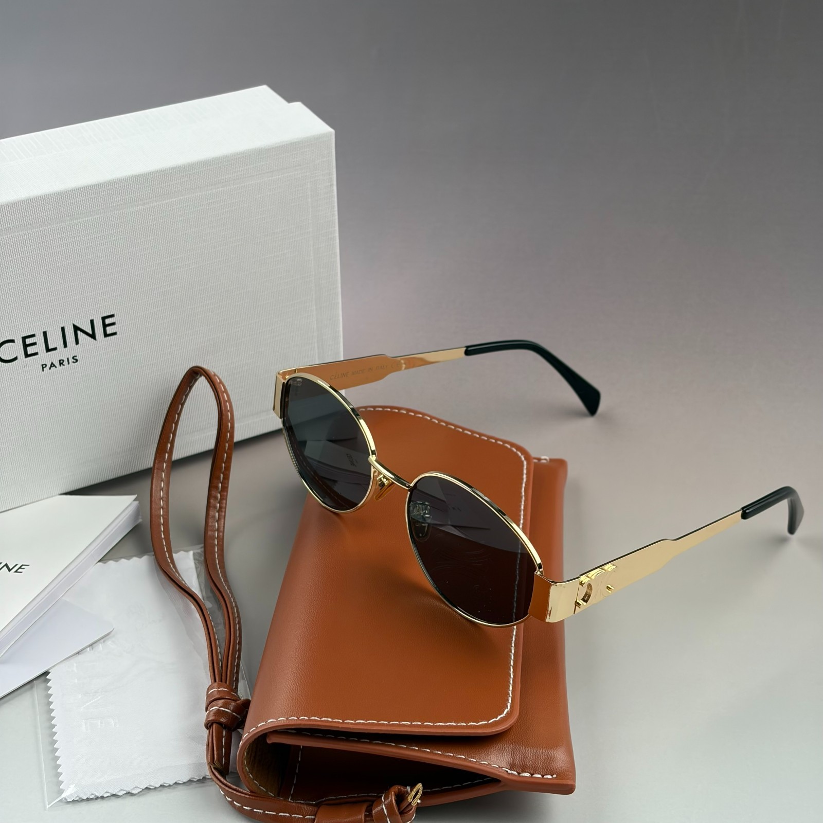 New In Box – Celine Women Men Sunglasses Triomphe Gold Metal Oval Frame Driving