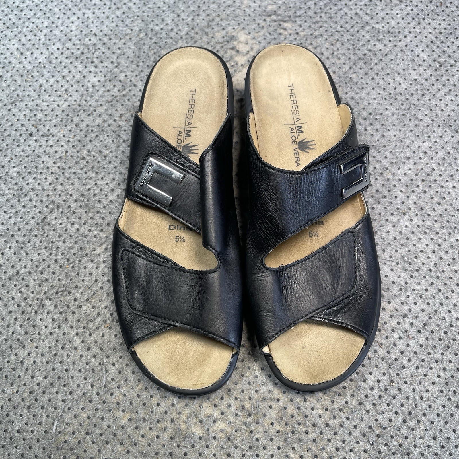 Theresia M Aloe Vera Black Leather Sandals Size 5.5 Women’s
