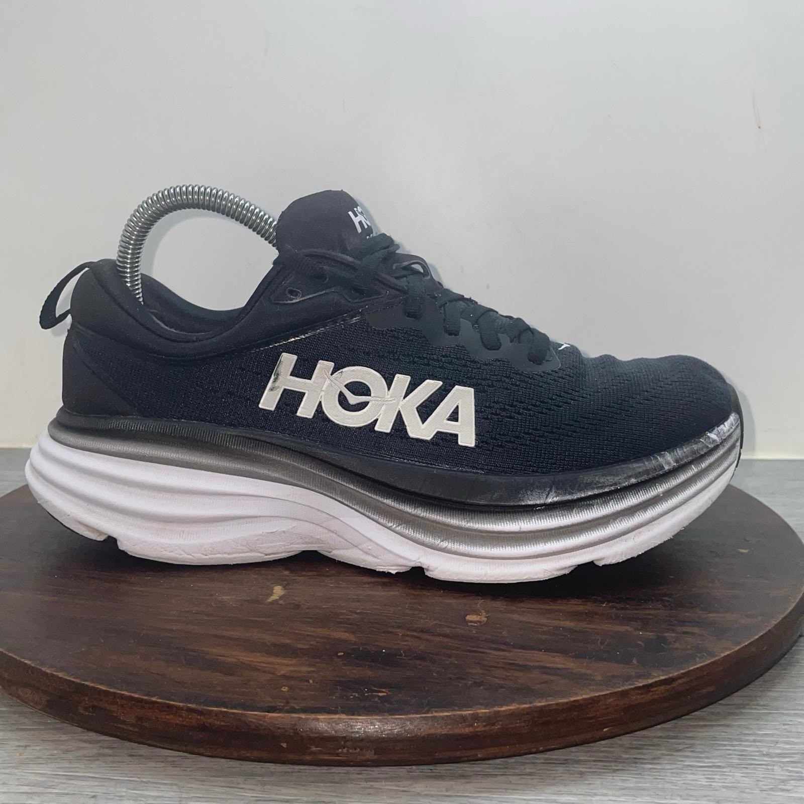 Hoka One One Bondi 8 Womens 8 B Shoes Black White Running Walking 1127952 BWHT