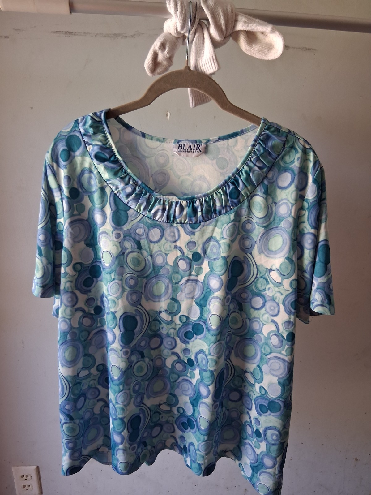 Blair Women’s Plus 2X Blue/Green/White Geometric Scoop Neck Ruffle Blouse