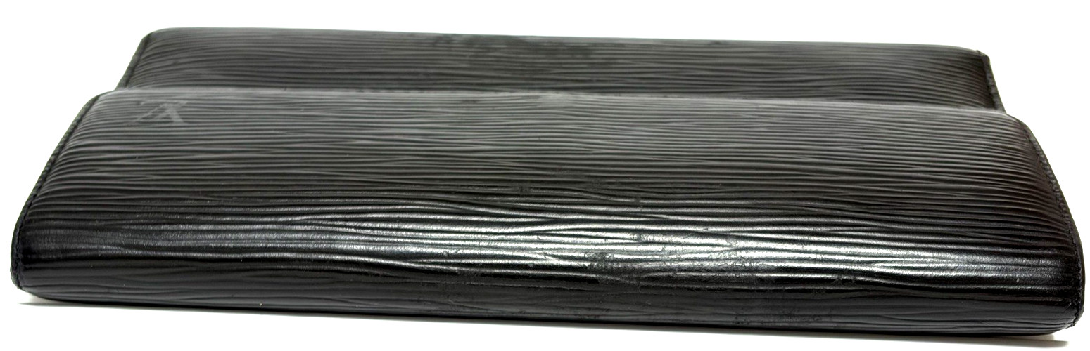 Louis Vuitton Black Epi Leather Long Wallet Tri-fold Wallet Made in Spain