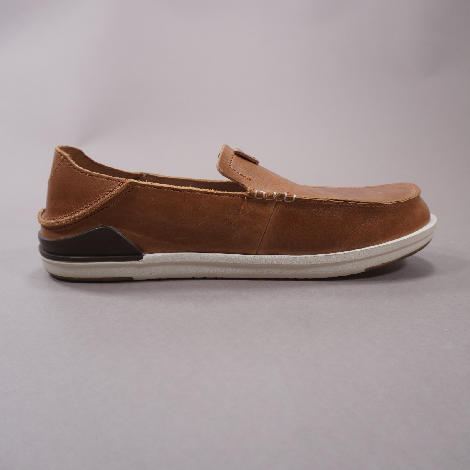 OLUKAI Kakaha Slip On Leather Shoe Mens US 11.5 EUR 44.5 Fox Brown Slide EUC