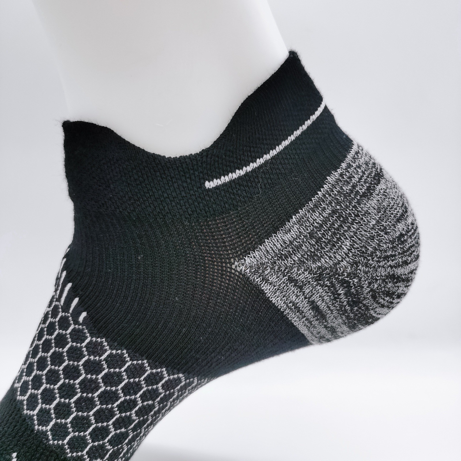 Bombas Hextec 8 Pairs Ankle Socks athletic Honeycomb Medium Black Wholesale Lot