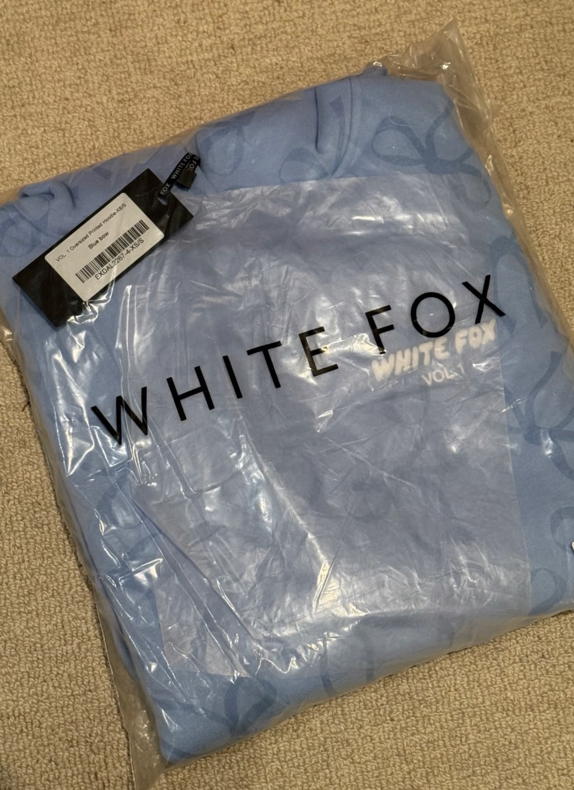 NWT White Fox Vol.1 Hoodie Offstage Printed Oversized Hoodie Blue Bow EXDAL22674