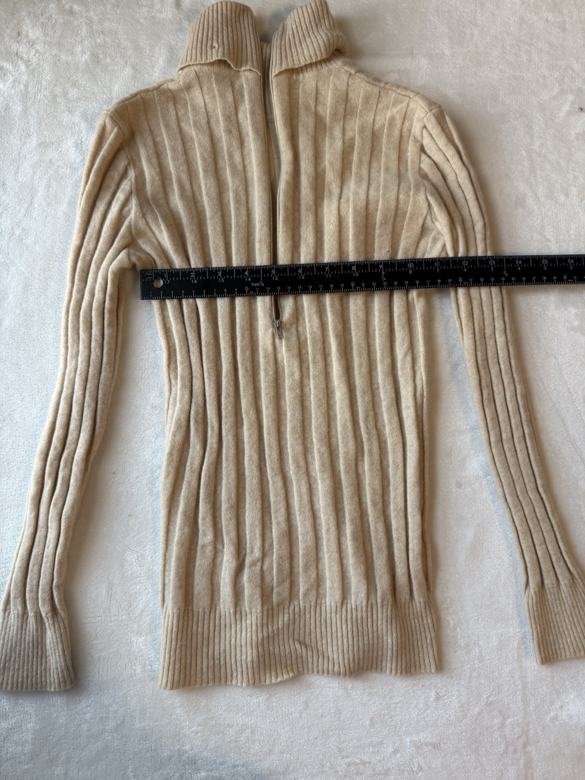 DALTON 100% VIRGIN CASHMERE ZIP BACK CLOSURE SWEATER SIZE XS Beige